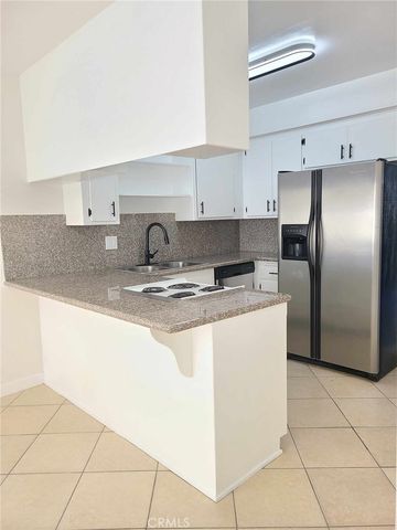 2758 Orange Avenue 4, Torrance, CA 90501