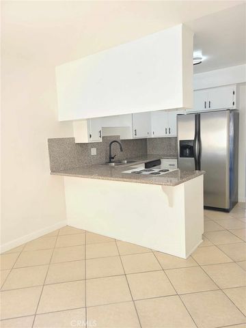2758 Orange Avenue 4, Torrance, CA 90501