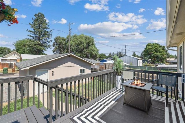 1113 E Rowan Ave, Spokane, WA 99207