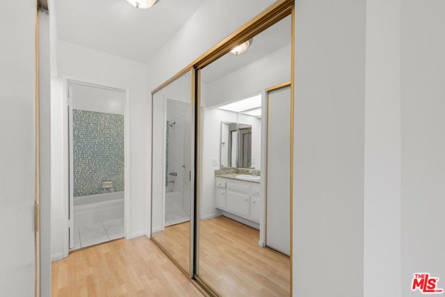 1300 Midvale Avenue 408, Los Angeles, CA 90024