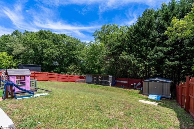 826 Damson Plum Court, Spartanburg, SC 29301