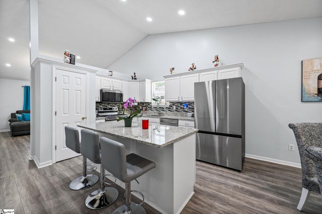 826 Damson Plum Court, Spartanburg, SC 29301
