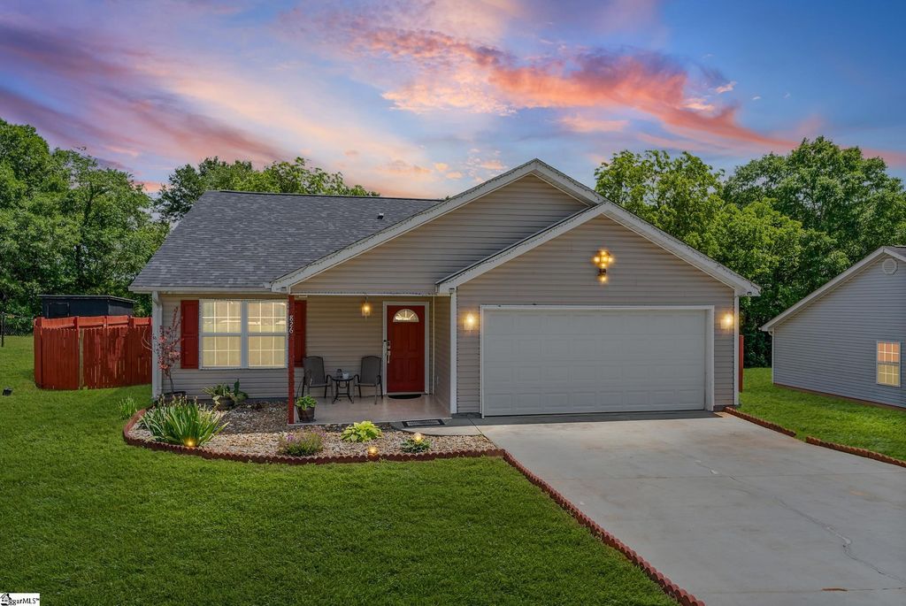 826 Damson Plum Court, Spartanburg, SC 29301