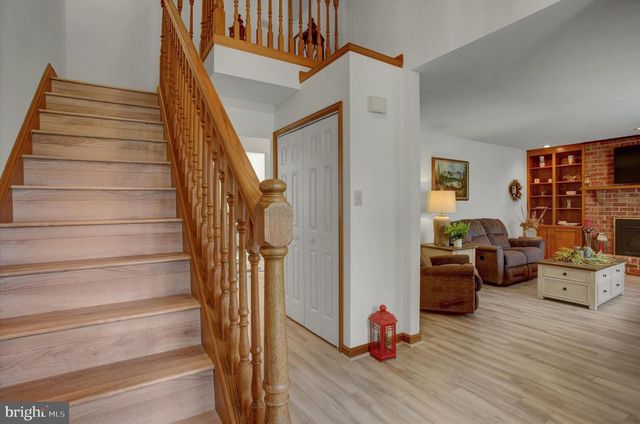 515 STARR AVE, Chambersburg, PA 17202