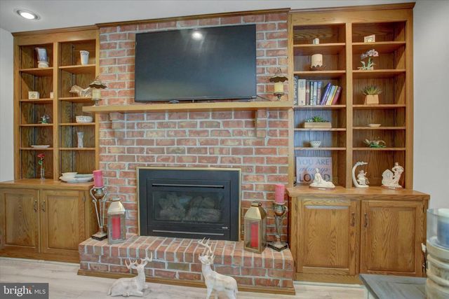 515 STARR AVE, Chambersburg, PA 17202