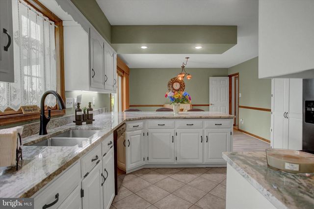515 STARR AVE, Chambersburg, PA 17202
