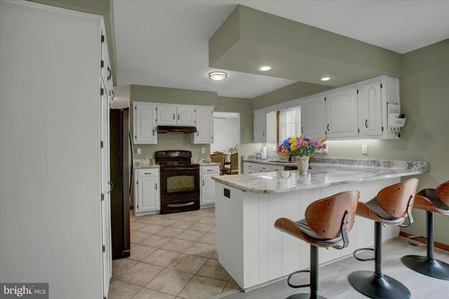 515 STARR AVE, Chambersburg, PA 17202