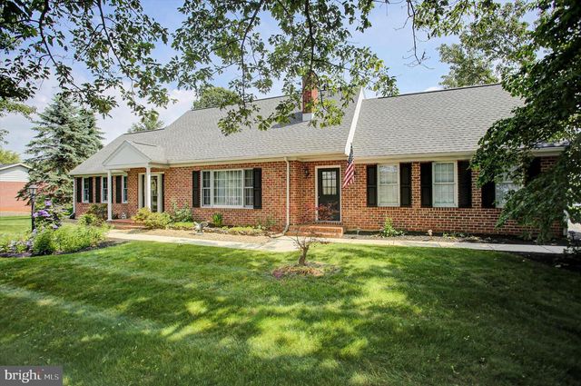 515 STARR AVE, Chambersburg, PA 17202