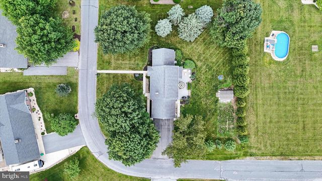 515 STARR AVE, Chambersburg, PA 17202