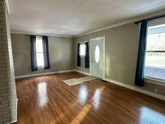 921 Cottage Avenue, Fort Wayne, IN 46807