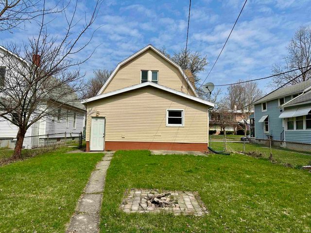 921 Cottage Avenue, Fort Wayne, IN 46807