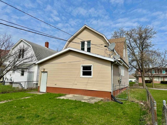 921 Cottage Avenue, Fort Wayne, IN 46807