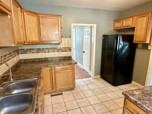 921 Cottage Avenue, Fort Wayne, IN 46807