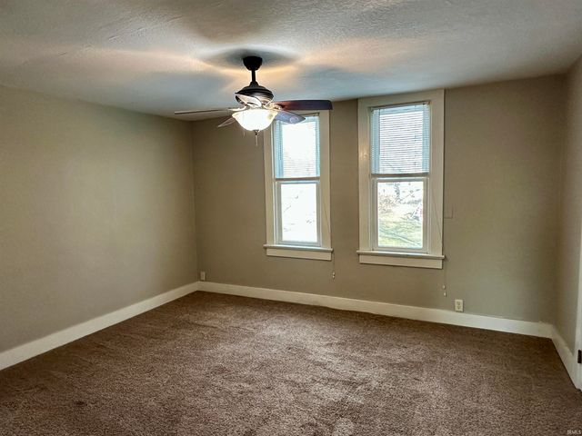 921 Cottage Avenue, Fort Wayne, IN 46807