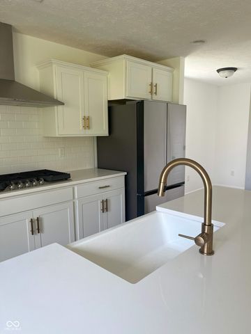 10524 Broadford Street, Indianapolis, IN 46239