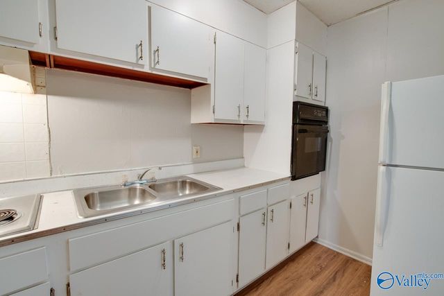 1328 Oshaughnessy Avenue B, Huntsville, AL 35801