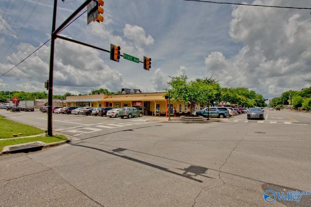 1328 Oshaughnessy Avenue B, Huntsville, AL 35801