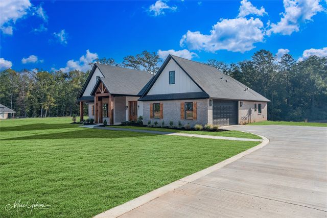 178 Gilmer Road, Stonewall, LA 71078