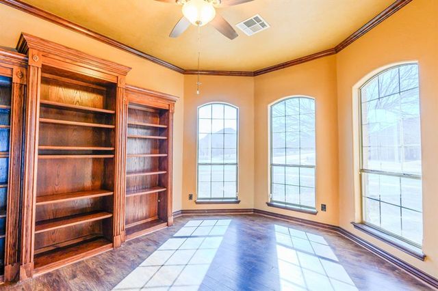 9301 SW 24th Street, Oklahoma City, OK 73128