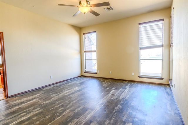 9301 SW 24th Street, Oklahoma City, OK 73128