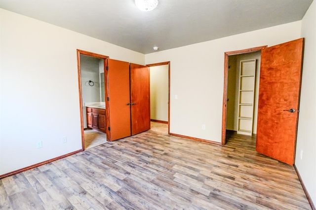 9301 SW 24th Street, Oklahoma City, OK 73128