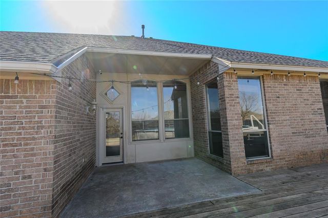 9301 SW 24th Street, Oklahoma City, OK 73128