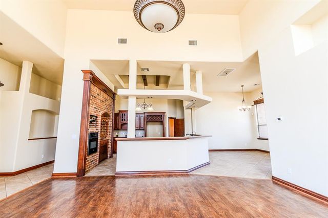 9301 SW 24th Street, Oklahoma City, OK 73128