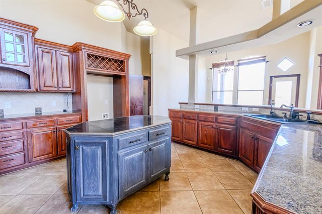 9301 SW 24th Street, Oklahoma City, OK 73128