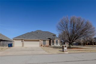 9301 SW 24th Street, Oklahoma City, OK 73128