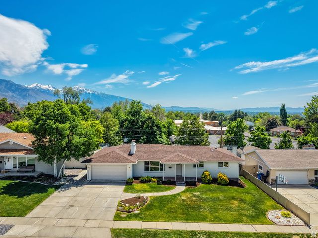 1934 E SEVERN DR, Holladay, UT 84124