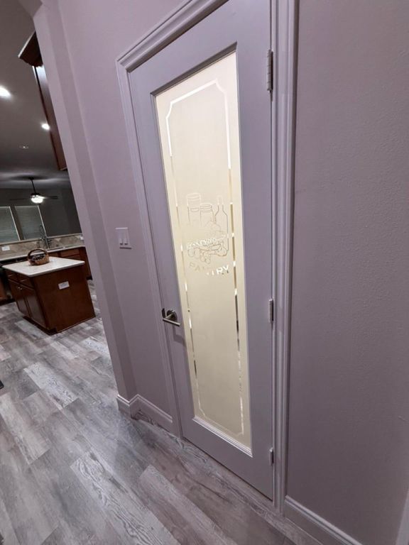 Image 14 of property listing at 2015 Rustic Oak Lane N, Richmond, TX 77469