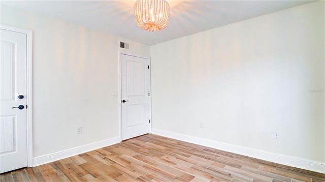 9481 HIGHLAND OAK DRIVE 1001, Tampa, FL 33647