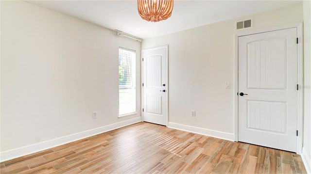 9481 HIGHLAND OAK DRIVE 1001, Tampa, FL 33647
