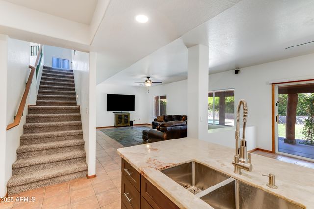 7326 W PERSHING Avenue, Peoria, AZ 85381