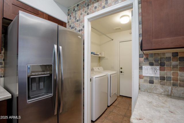 7326 W PERSHING Avenue, Peoria, AZ 85381