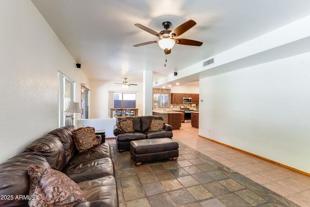 7326 W PERSHING Avenue, Peoria, AZ 85381