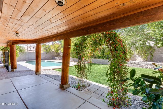 7326 W PERSHING Avenue, Peoria, AZ 85381