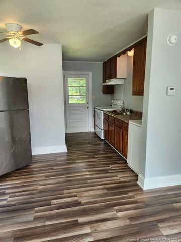 3234 Chandler Street, Fayetteville, NC 28303