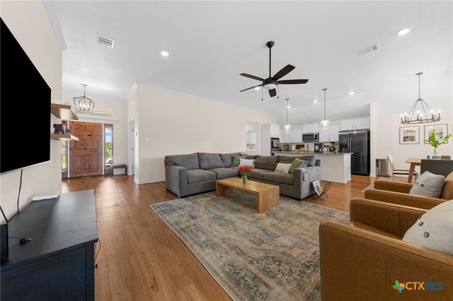 209 Slippery Elm Drive, Nolanville, TX 76559