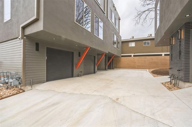700 Denson DR 1101, Austin, TX 78752