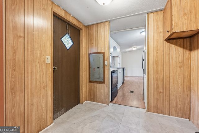 37 Fawn Drive, Juliette, GA 31046