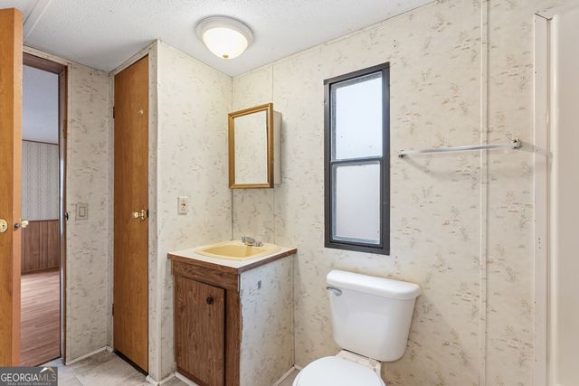 37 Fawn Drive, Juliette, GA 31046