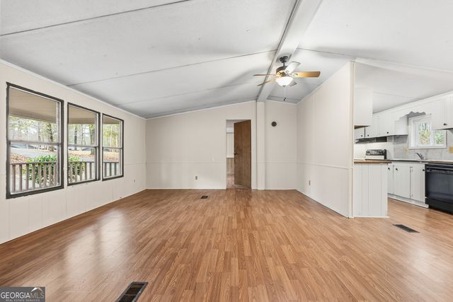 37 Fawn Drive, Juliette, GA 31046