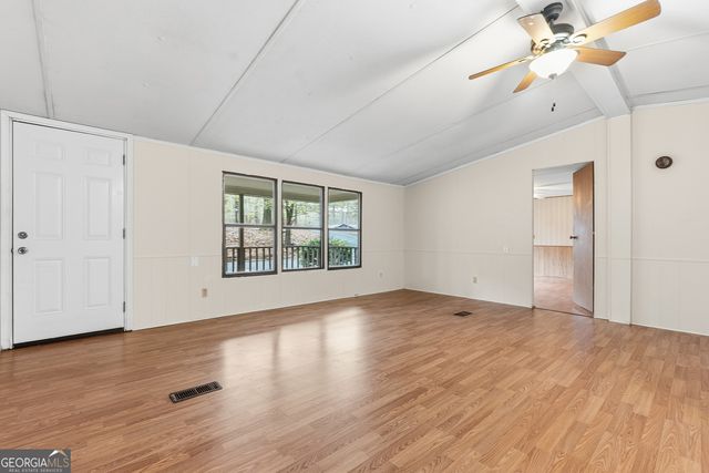 37 Fawn Drive, Juliette, GA 31046