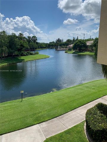 600 N Crestwood Ct N 610, Royal Palm Beach, FL 33411