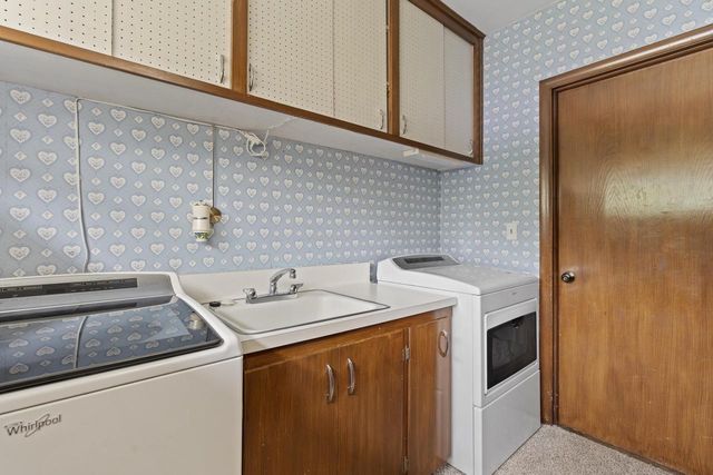409 Vernon AVENUE, Thiensville, WI 53092