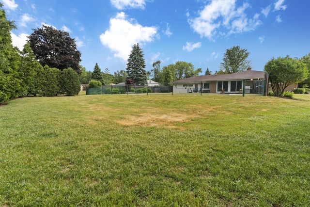 409 Vernon AVENUE, Thiensville, WI 53092