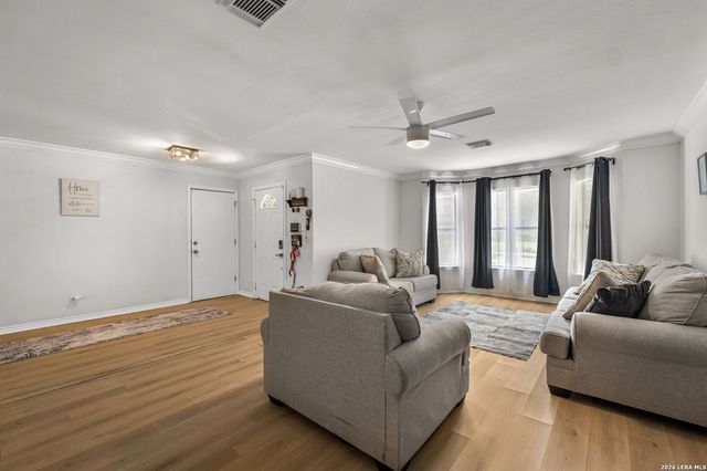 7503 Legend Rock, San Antonio, TX 78244