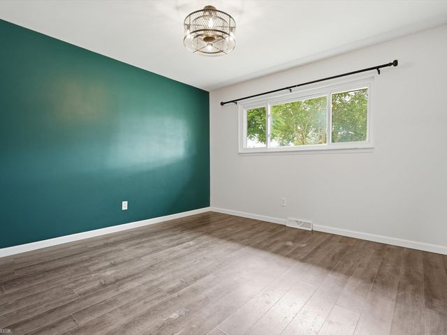 3079 Juanita Drive, Sterling Heights, MI 48310
