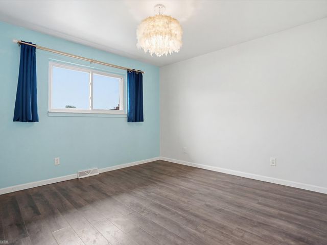 3079 Juanita Drive, Sterling Heights, MI 48310